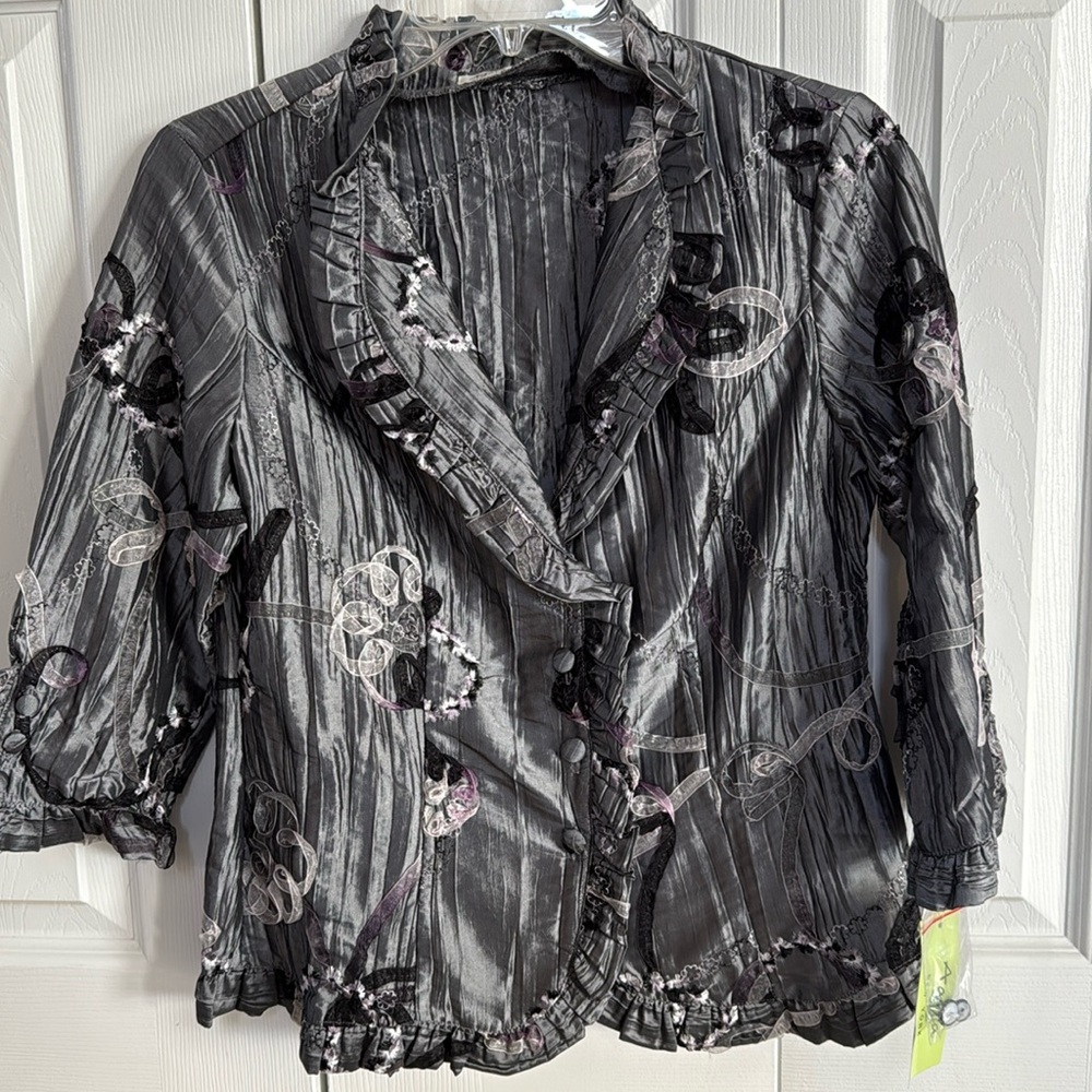 NWT Agora Silver Crinkle Blazer Jacket w/ Ribbon Embroidery & Ruffled Trim -M